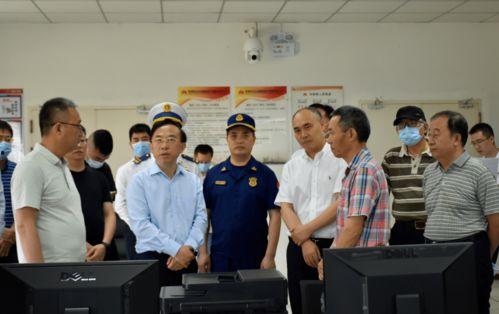 女子爆料公司开早会视频