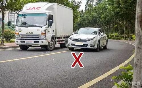 西安大货车最新爆料视频,现场实况直击，揭秘事件真相  第3张