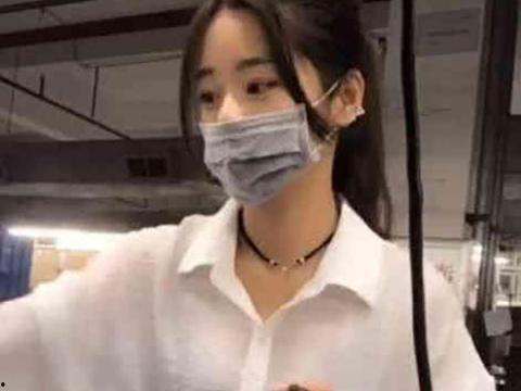 吃瓜网红戴口罩视频,神秘面纱下的网络热议 第3张 吃瓜网红戴口罩视频,神秘面纱下的网络热议 第3张