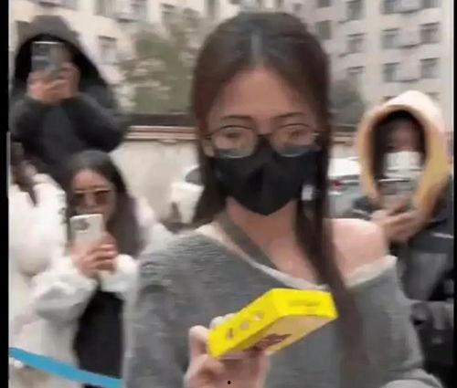 娱乐吃瓜的绯闻,明星们的情感纠葛与幕后真相  第3张