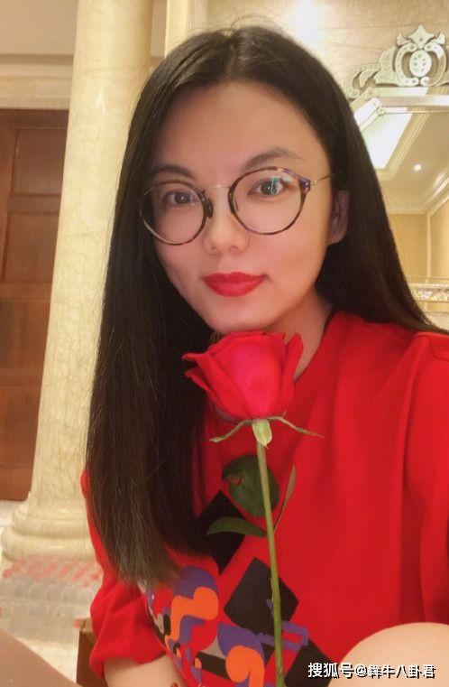 李湘房东爆料视频下载,揭秘明星豪宅背后的故事 第2张 李湘房东爆料视频下载,揭秘明星豪宅背后的故事 第2张