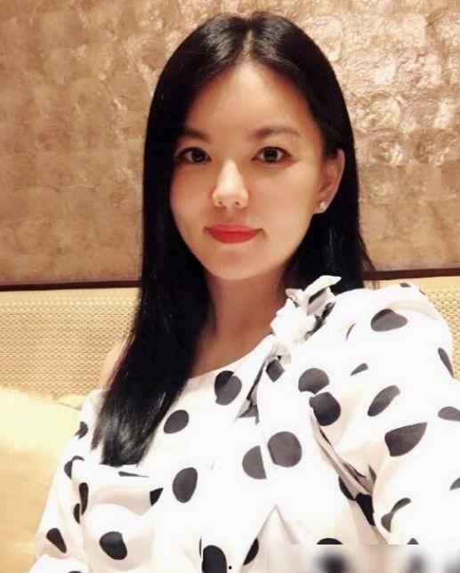 李湘房东爆料视频下载,揭秘明星豪宅背后的故事 第3张 李湘房东爆料视频下载,揭秘明星豪宅背后的故事 第3张
